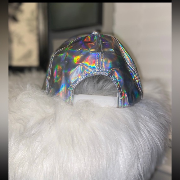 Silver hat - Picture 10 of 10